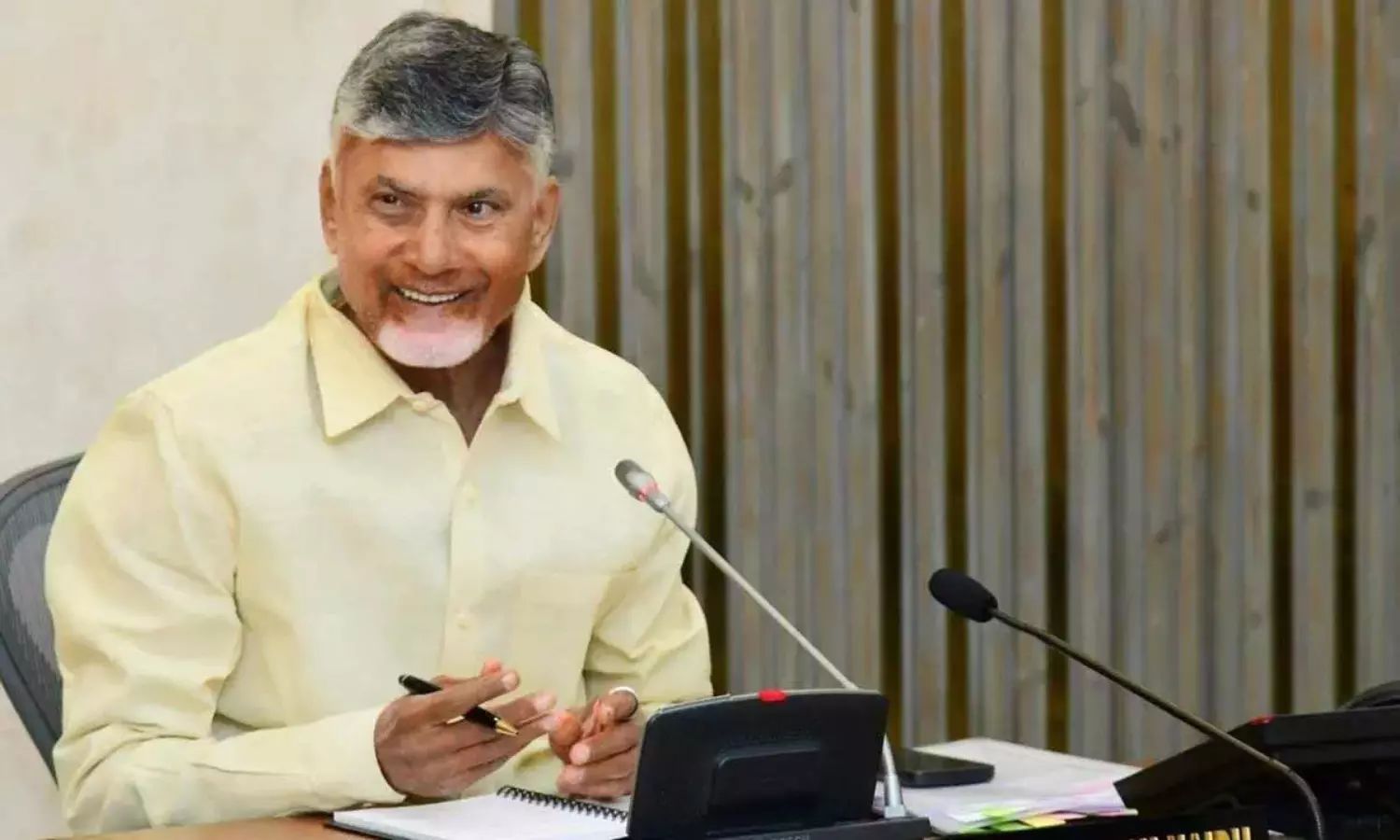 గూగుల్ రాకకు అసలు కారణం: చంద్రబాబు వ్యూహం ఇదే! |