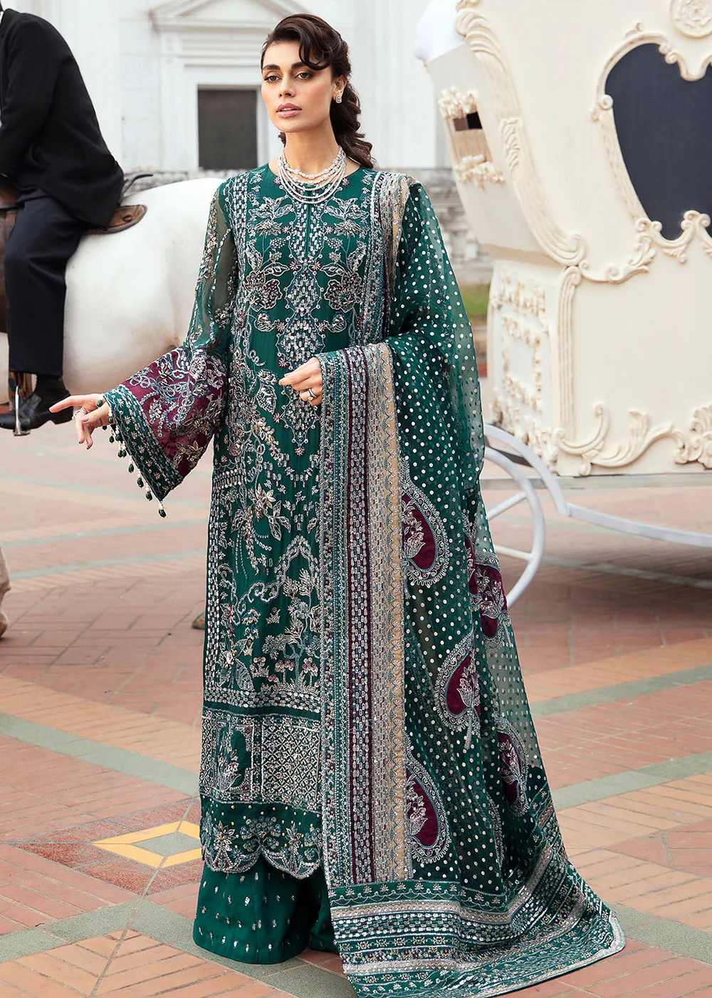 Nureh UK: Discover Premium Pakistani Fashion Delivered to Your Door
