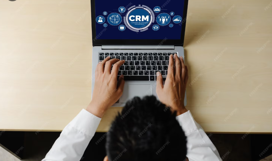 Choosing an AI-Powered CRM for Small Businesses Made Easy