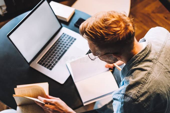 Effective Study Habits That Help Students Achieve Success in